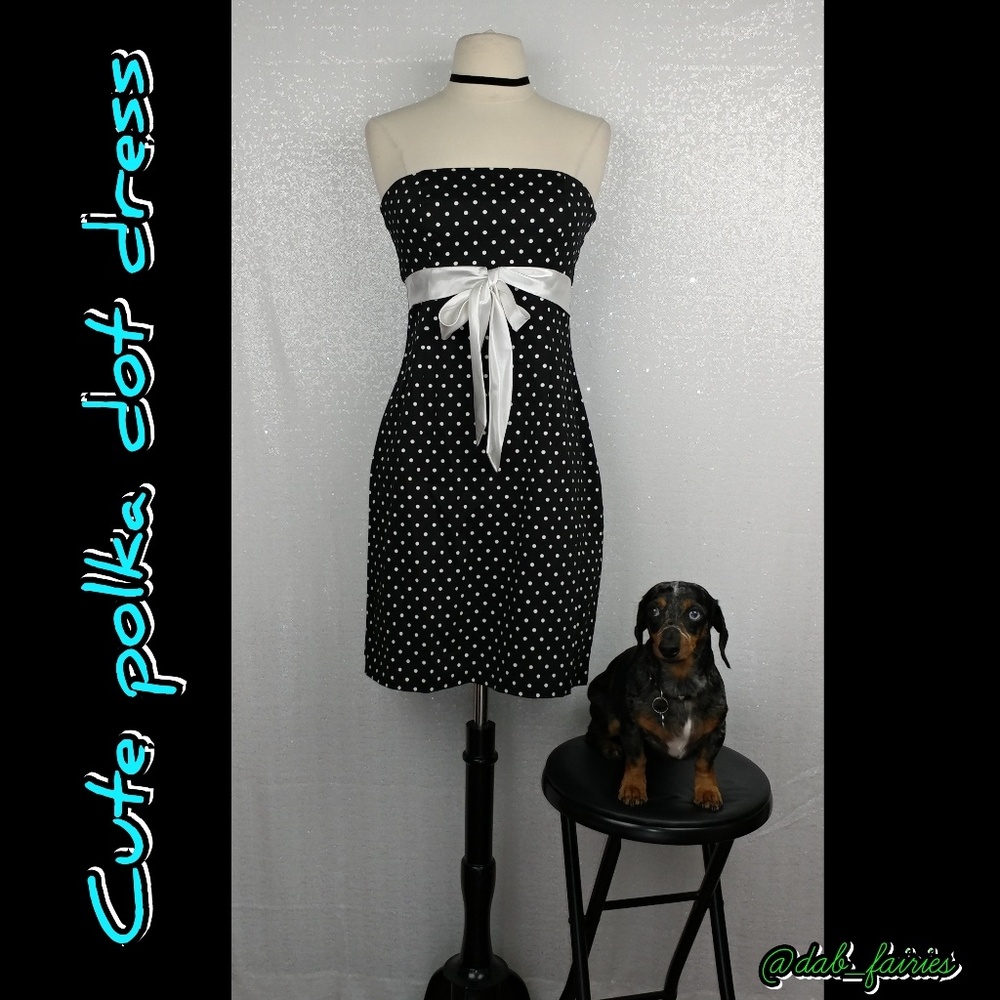 💄Price Firm💄Polka dot strapless dress