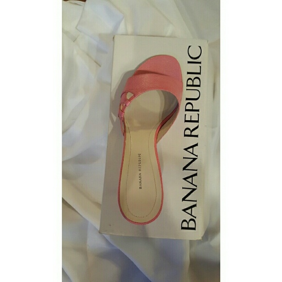 Banana Republic Shoes - Banana Republic Shoes