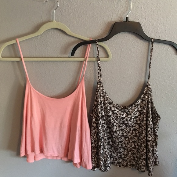 *Bundle* Two Nollie Cropped Tanks