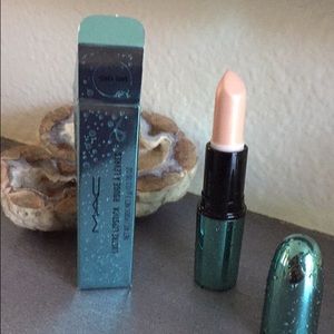 Mac siren song lipstick