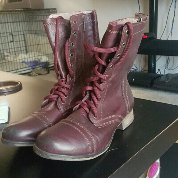 STEVE MADDEN Boots!