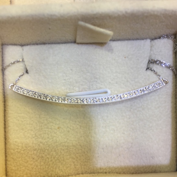 14kt gold bar pendent with diamonds - Picture 3 of 3