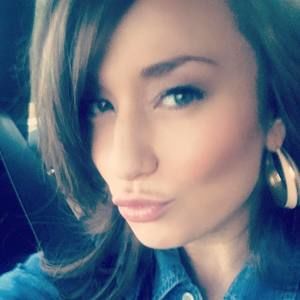 Meet your Posher, Courtney