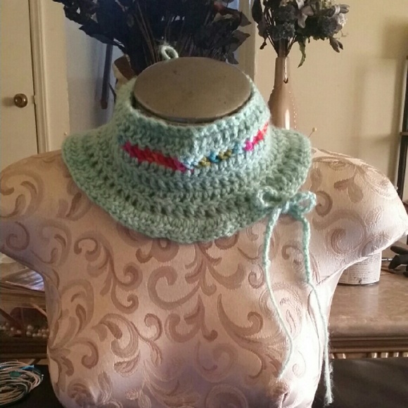 Crochet necklace