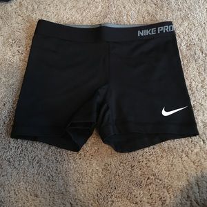 NIKE PRO DRI FIT