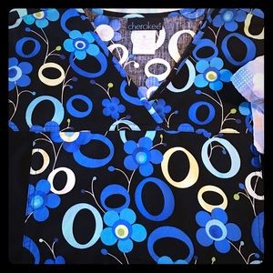 2-Medium Cherokee Flexible scrub tops