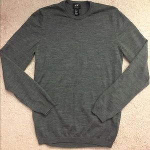 H&M cardigan thin sweater size s