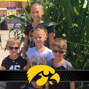 Meet your Posher, Marnie