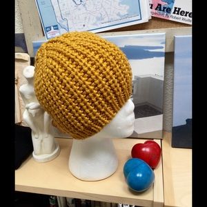 Mustard yellow kin that NWOT