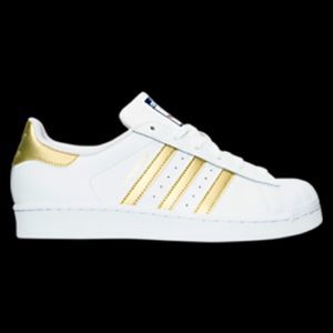 Shell-toe Adidas "Superstar". Kids size 5.5