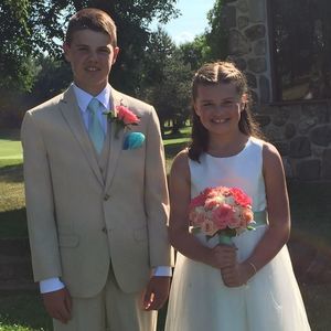 Meet your Posher, Aimee