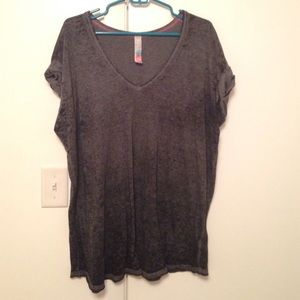 🌵SALE🌵Free People Free Falling V Neck Tee Sz M