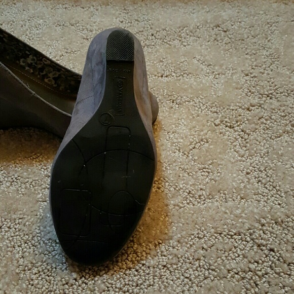 Wedge Heels - Picture 3 of 3