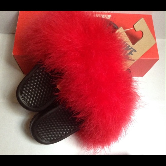 Customized Fur Nike Slides - Picture 4 of 4