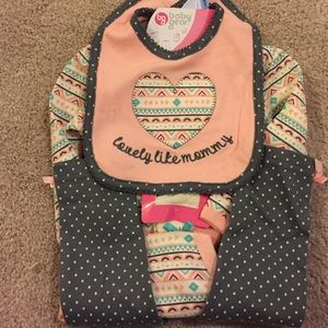 NWT infant girls set