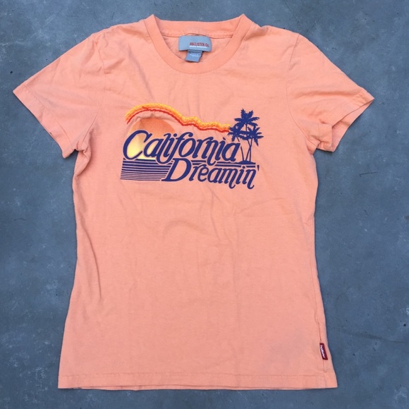 Hollister California top