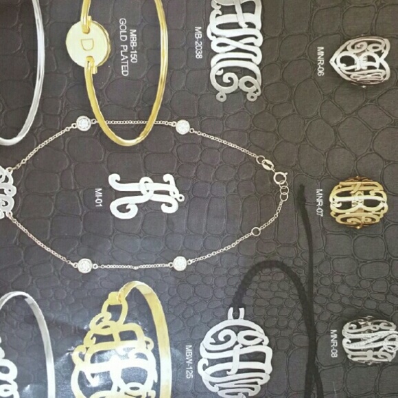 Sterling silver Monogram necklace - Picture 3 of 4