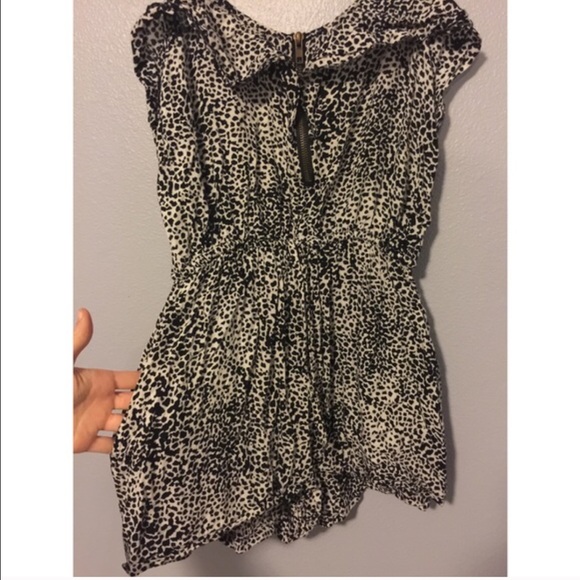 Black & white cheetah romper - Picture 3 of 4