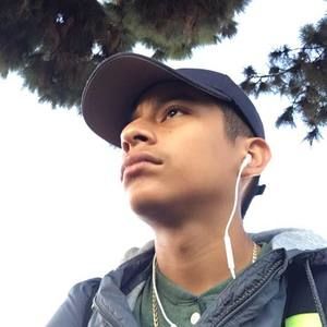 Meet your Posher, Wesley