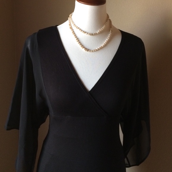 Carmen Marc Valvo Dresses & Skirts - 👗 LBD by Carmen Marc Valvo Size Small 👗NWOT