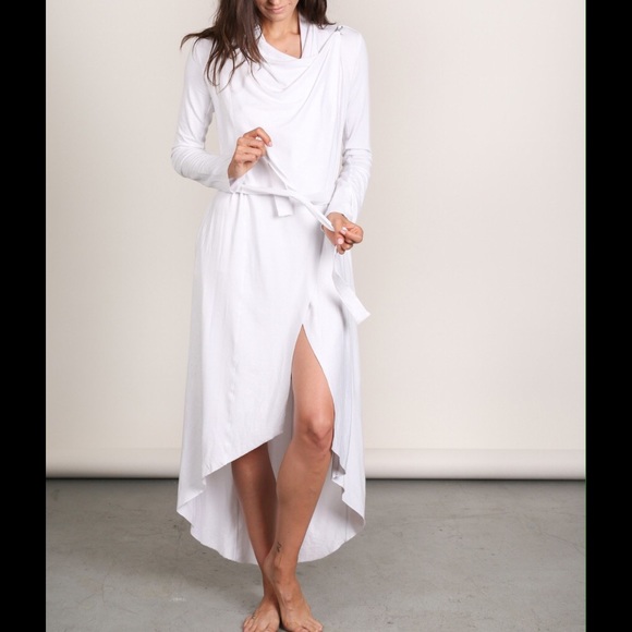 Lunya Robe