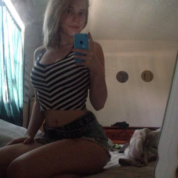 Meet your Posher, Jenna - Picture 1 of 1