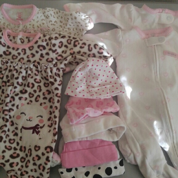 Newborn Sleepers and Beanies - Picture 2 of 3