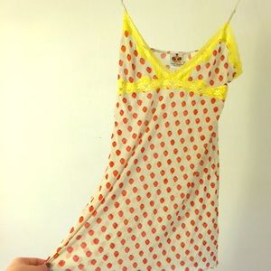 Urban Outfitters/ Mary Green nighty 🍓 print