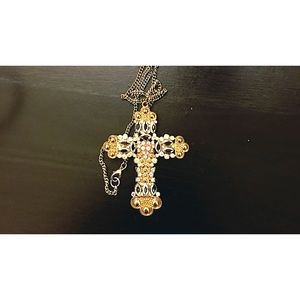 Cross necklace!