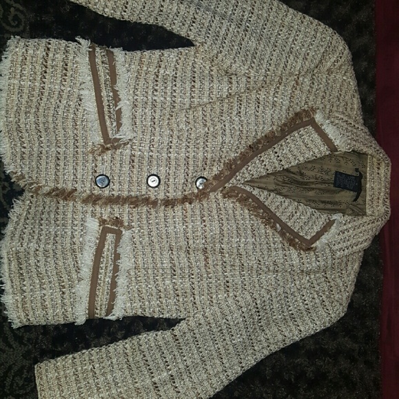 Cute tweed blazer