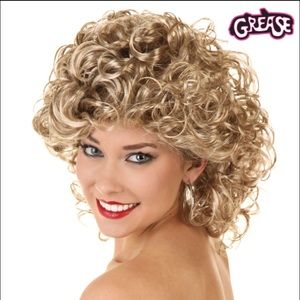 grease bad sandy wig