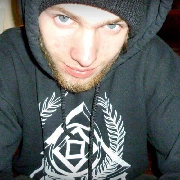 Meet your Posher, Andrew - Picture 1 of 1