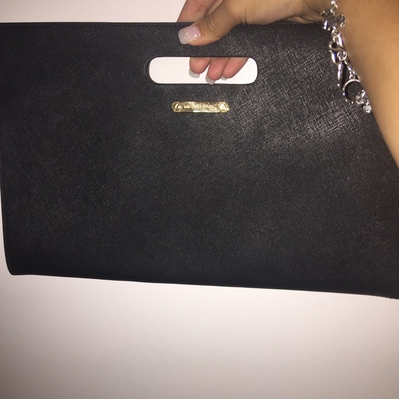SOLD💘Large Michael kors clutch