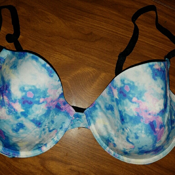 Victoria's Secret Demi Bra