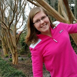 Meet your Posher, Aimee