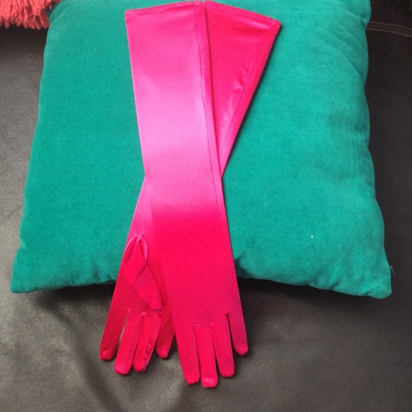 Accessories - Gloves