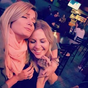 Meet your Posher, Lacey