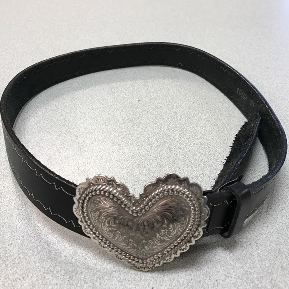 Heart buckled belt