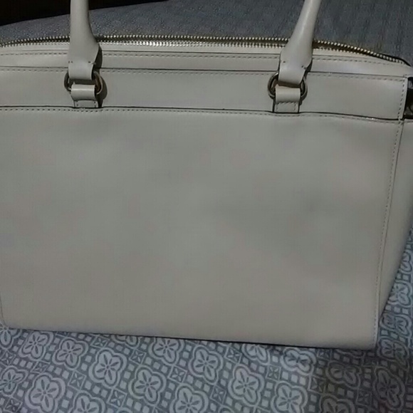 Kate Spade - Picture 2 of 4