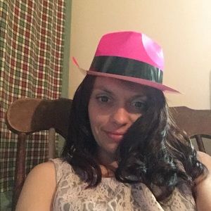 Meet your Posher, Candace