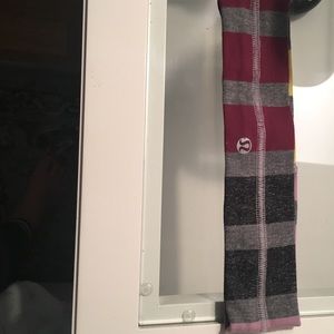 Multicolored Lululemon headband