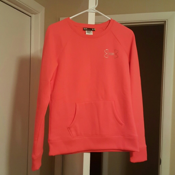 Under Armour sweatshirt