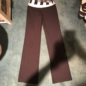 Lululemon Wunder Under Yoga Pants Size 6