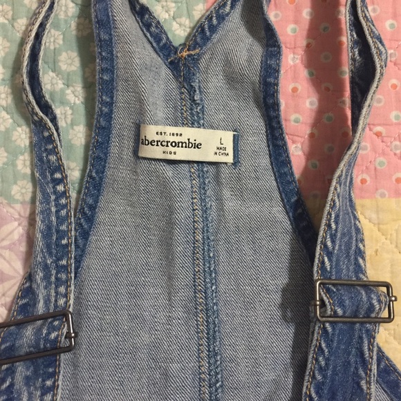 Overall - Picture 4 of 4