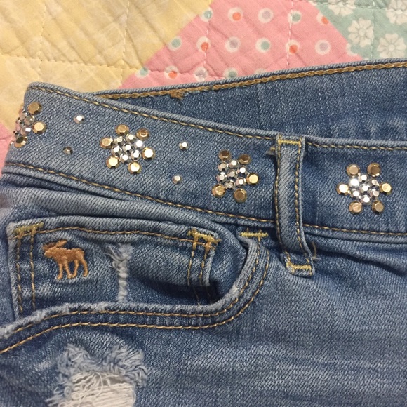 Shorts - Picture 4 of 4