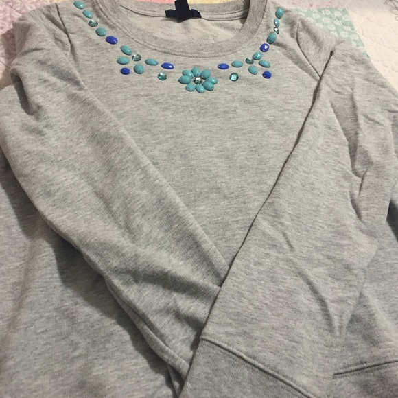 Sweater - Picture 1 of 3