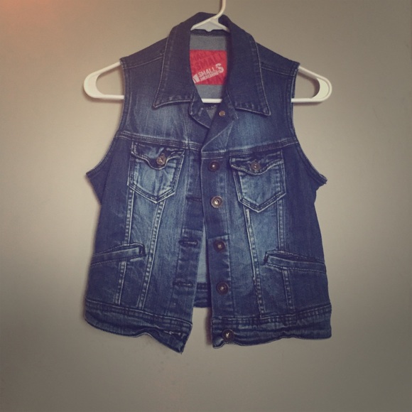 Jean Vest - Picture 1 of 3