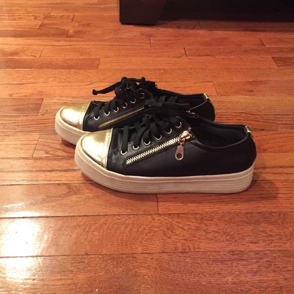 Sneaker 👟 - Picture 4 of 4