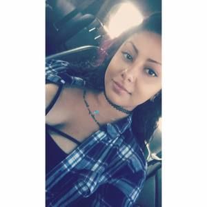 Meet your Posher, Bee