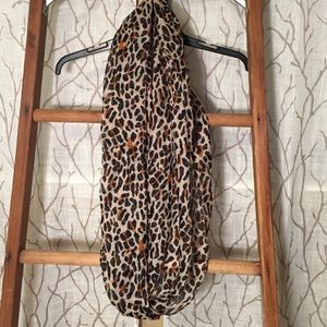 Leopard scarf